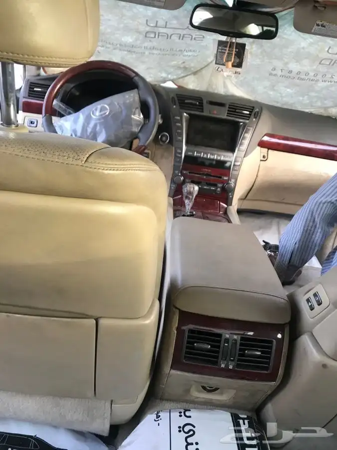 قطع غيار تشليح لكزس LS 460 موديل 2007 12