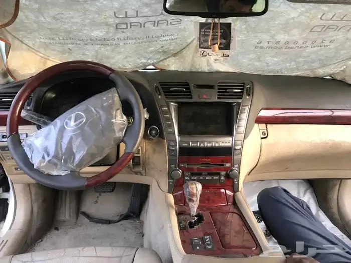 قطع غيار تشليح لكزس LS 460 موديل 2007 11
