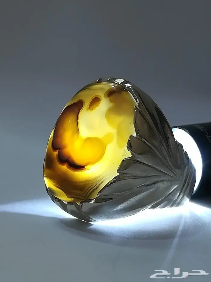 خاتم عقيق يماني طبيعي شفاف ومصور 3