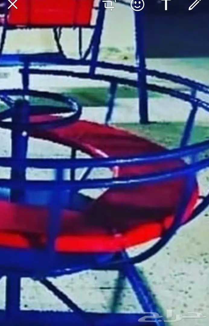 تخفيضات على السكوترات والمراجيح  16