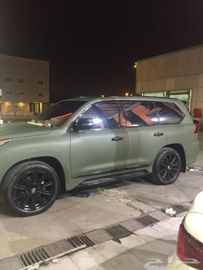 تجليد شبك ونياكل جيب اللكزس Lx570 بلاك اديشن 4