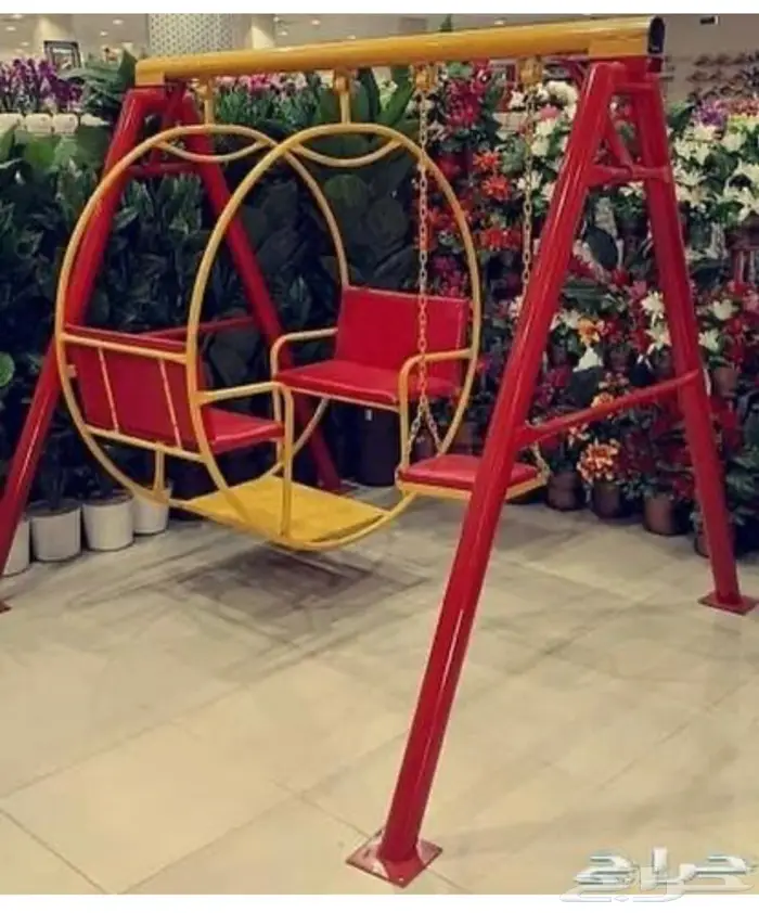 تخفيضات على السكوترات والمراجيح  0