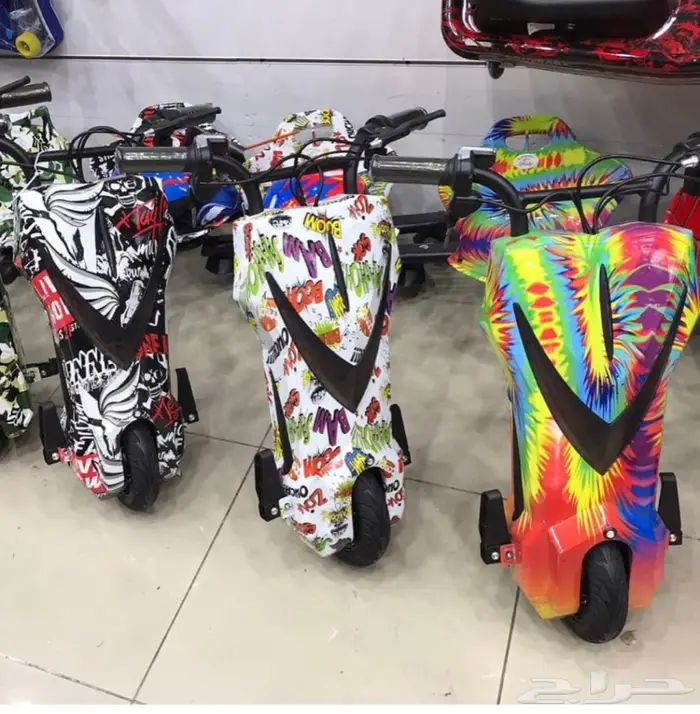 تخفيضات على السكوترات والمراجيح  1