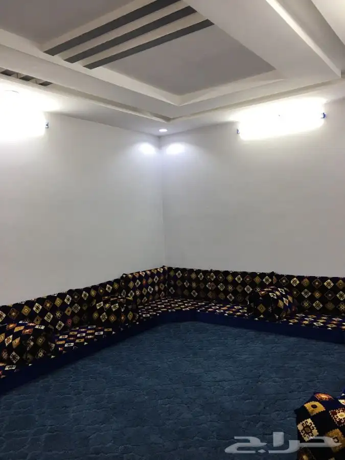 استراحة عزاب للايجار 1