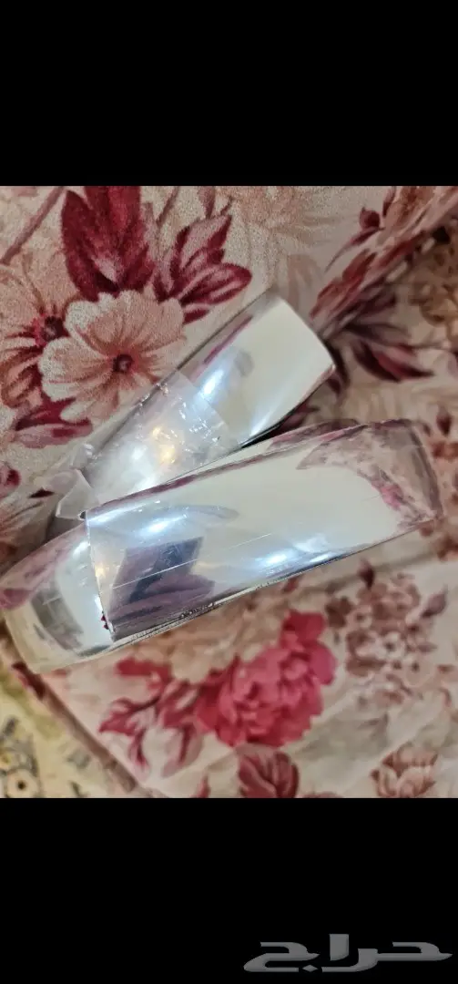 للبيع فريم نيكل جديد يركب على جميع السيارات 0