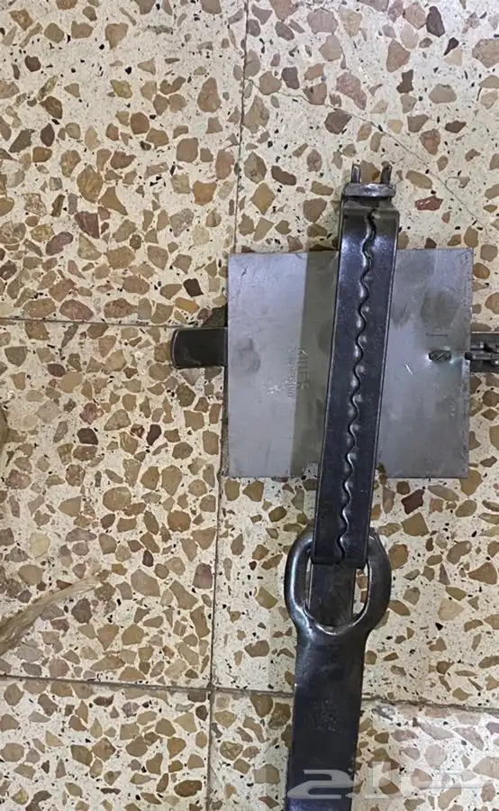 اقفاص للحيوانات الاليفه والمؤذيه وفخ ساق 1