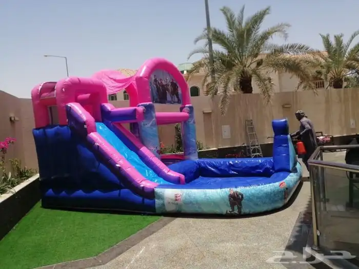 زحليقة مع نطيطة مائية تأجير ب 550 ريال 1