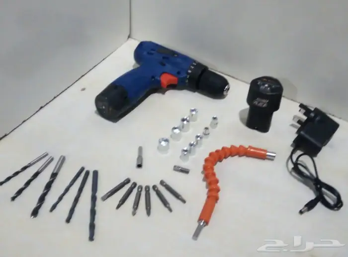 دريل شحن 12 فلت مع عده 4