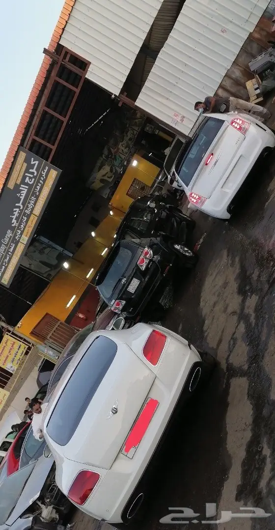 صدام بنتلي اصلاح صدامات بنتلي GT بنتاقا وسمكرة 18