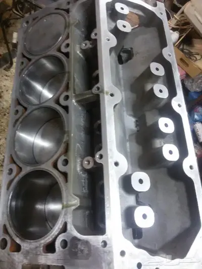 للبيع نص مكينة 6.0L استاندر 0
