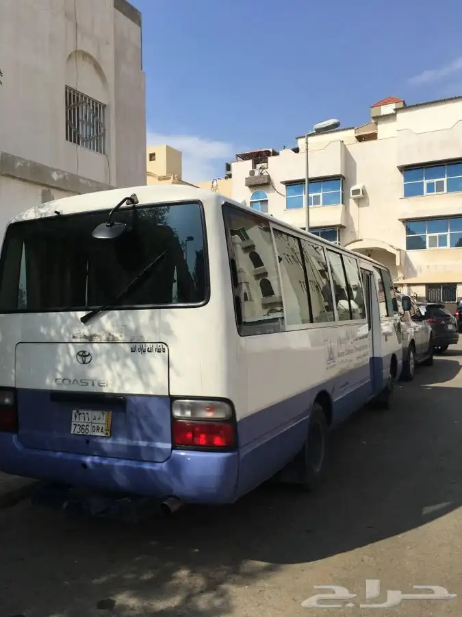 باص للايجار 15