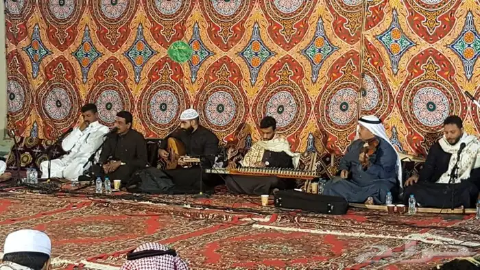 مصور فريق تصوير ومنهدسين صوت 12