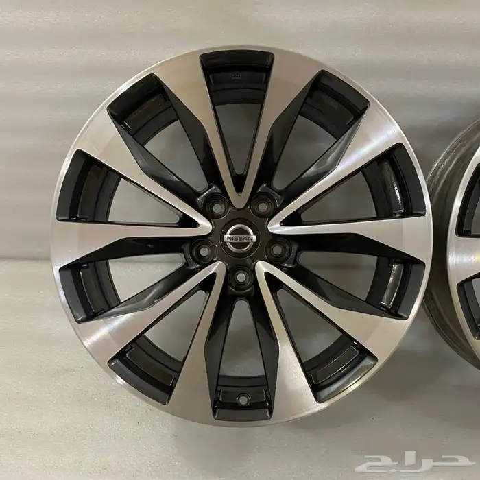 جنوط نيسان ماكسيما 2016 مقاس 19 اصلية وكالة 1