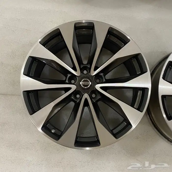 جنوط نيسان ماكسيما 2016 مقاس 19 اصلية وكالة 3