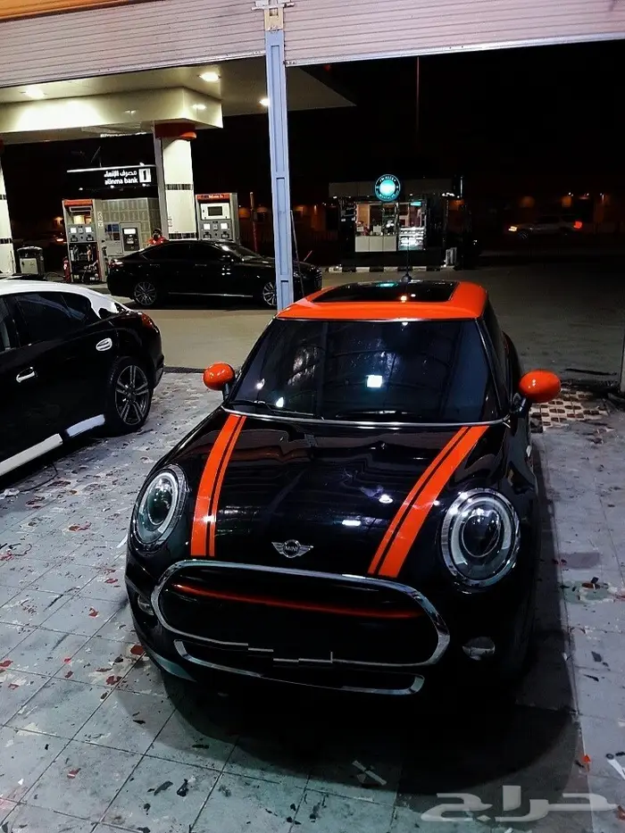 تجليد مرايات وسقف الميني كوبر واضافة الخطوط 1