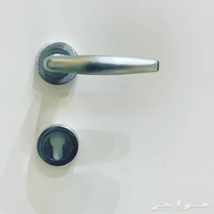 مسكات و مقابض ابواب 1