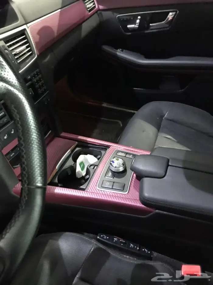 للبيع كاربون فايبر احمر 4D بالمتر اوكامل  2