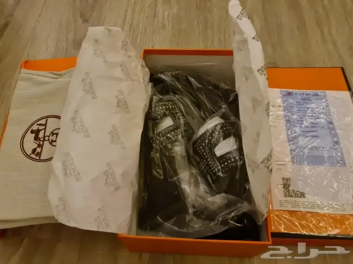 حذاء HERMES مقاس 39 8