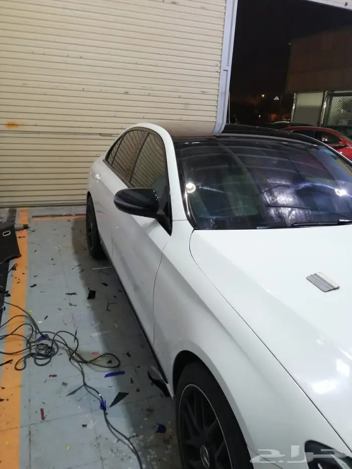 تجليد بلاك اديشن لشبك وازياق المرسيدس C class 17