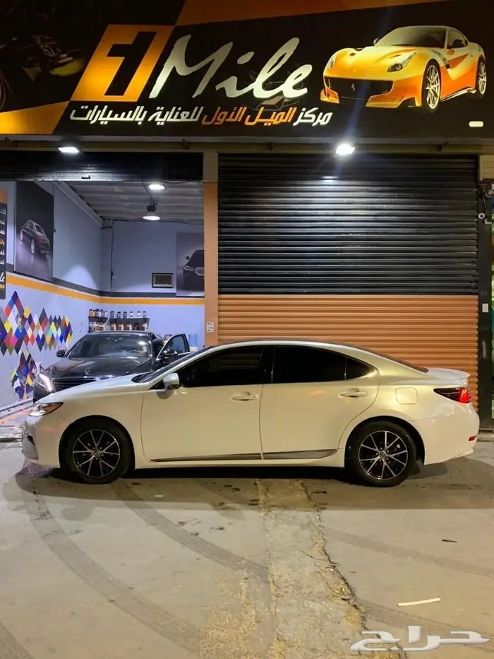 للبيع رولة ( استيكر ) تجليد لؤلؤي لماع 0