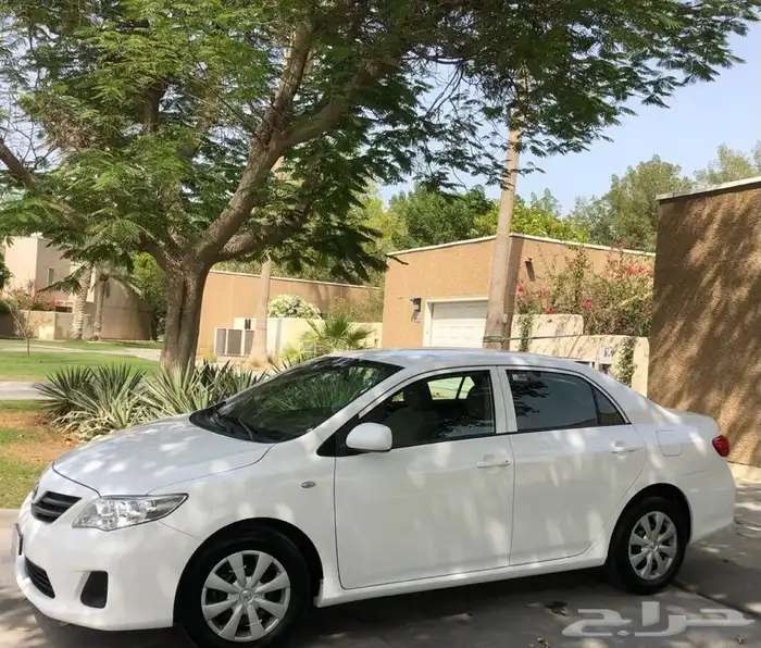 تويوتا كورولا 2013 مخزن Corolla (( تم البيع )) 14