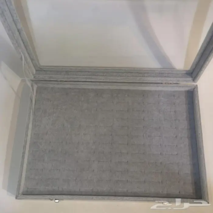 كتب وعلب عرض خواتم وعصا قياس الخاتم 1