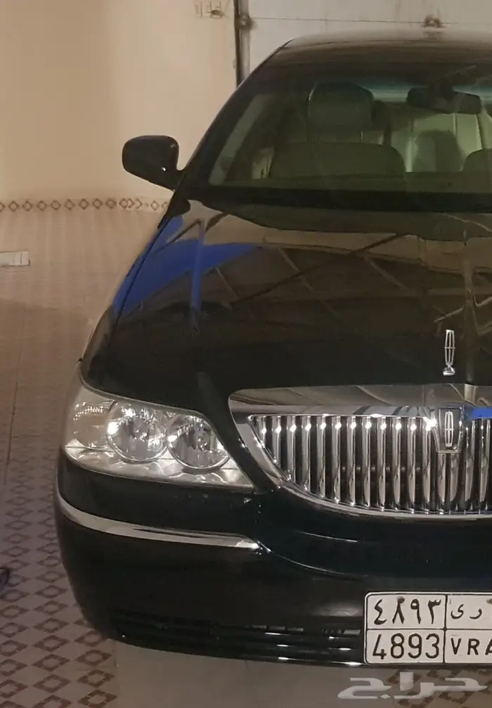 تاون كار 2008 سعودي لارج نظيف جدا . ممشى قليل 1