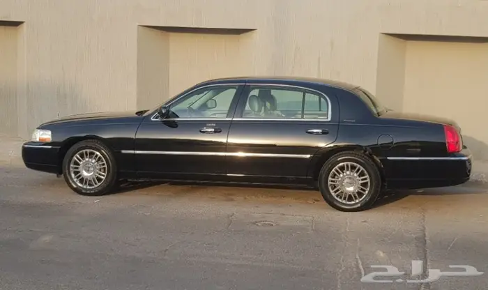 تاون كار 2008 سعودي لارج نظيف جدا . ممشى قليل 10