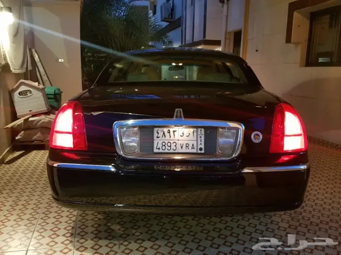 تاون كار 2008 سعودي لارج نظيف جدا . ممشى قليل 22