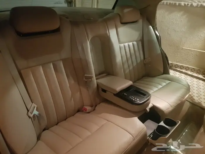 تاون كار 2008 سعودي لارج نظيف جدا . ممشى قليل 35