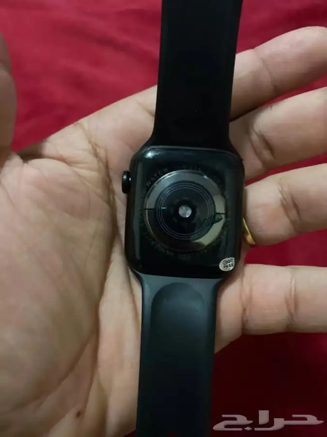 ساعه شبيهه لساعة ابل 3