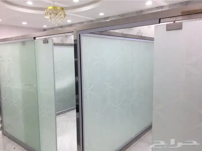 زجاج سكريت قواطع مكتبية وشاورات حمامات 18