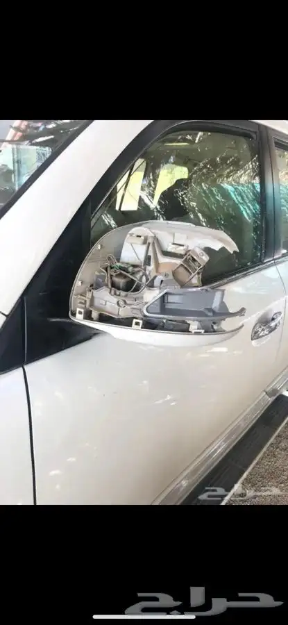 غطاء وجميع القطع مراية لكزس 0