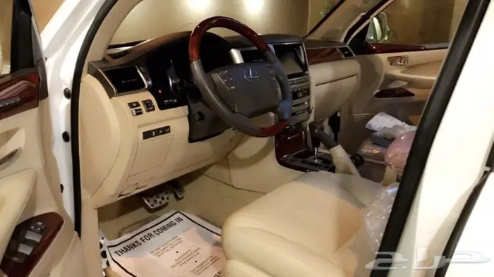 جيب لكزس مخزن.2014 عداد 62 10