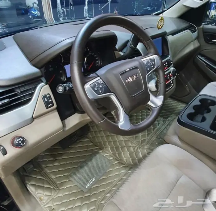 أرضيات مرسيدس فاخرة جلد VIP ولجميع السيارات 24