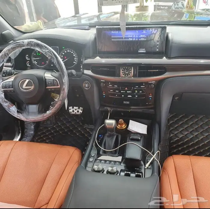 أرضيات مرسيدس فاخرة جلد VIP ولجميع السيارات 23