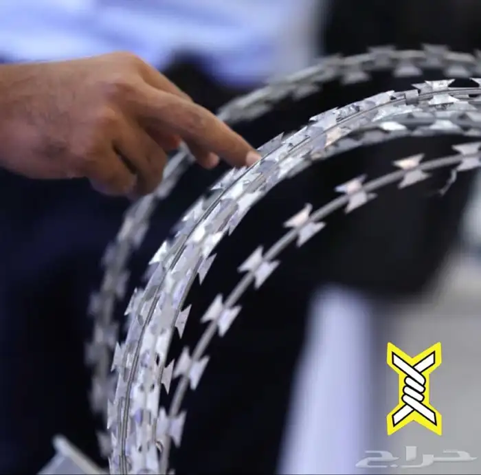 أسلاك شائكة حلزونية كونسرتينا Galvanised Razor wire 12