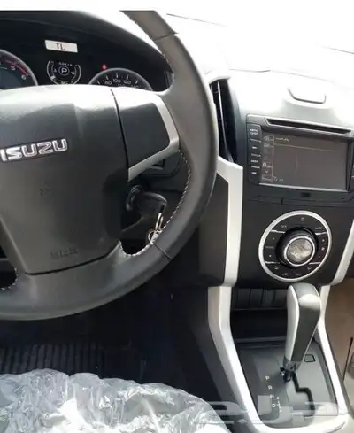 ايسوزو ديماكس LS دبل ديزل 10