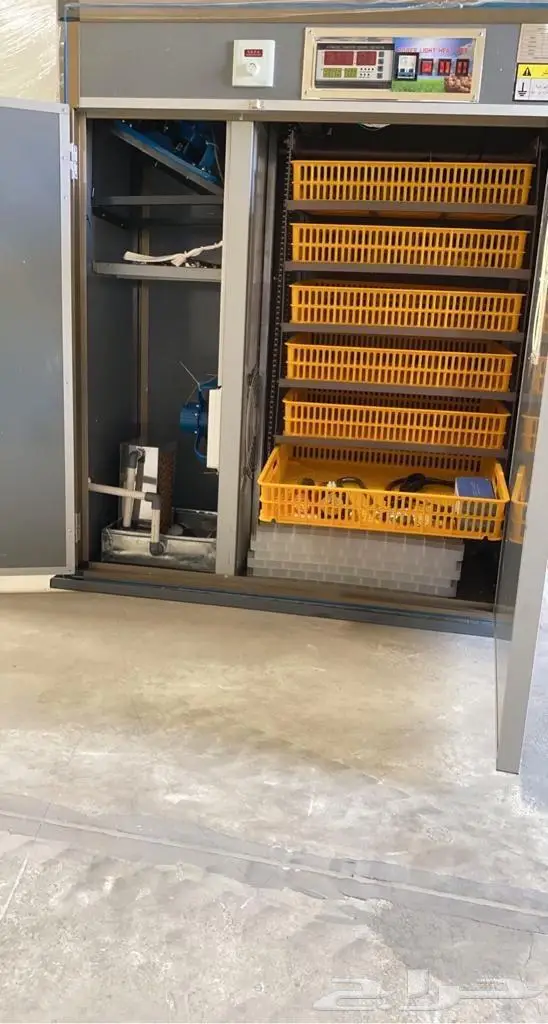 فقاسة المطور نظام القريه مقاس 528 بي 3مرواح 1