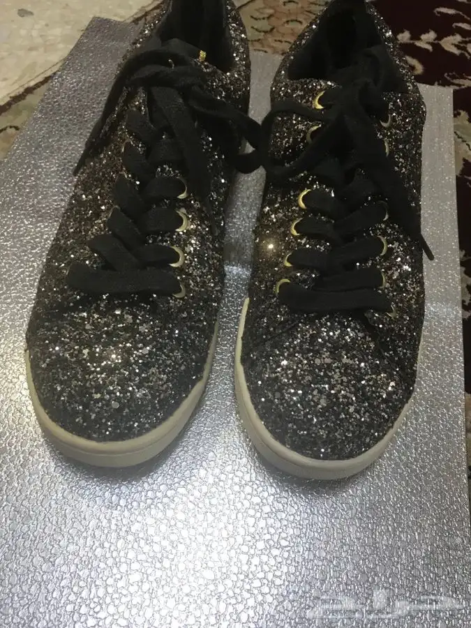 حذاء نسائي ماركه جس Guess اصلي 1
