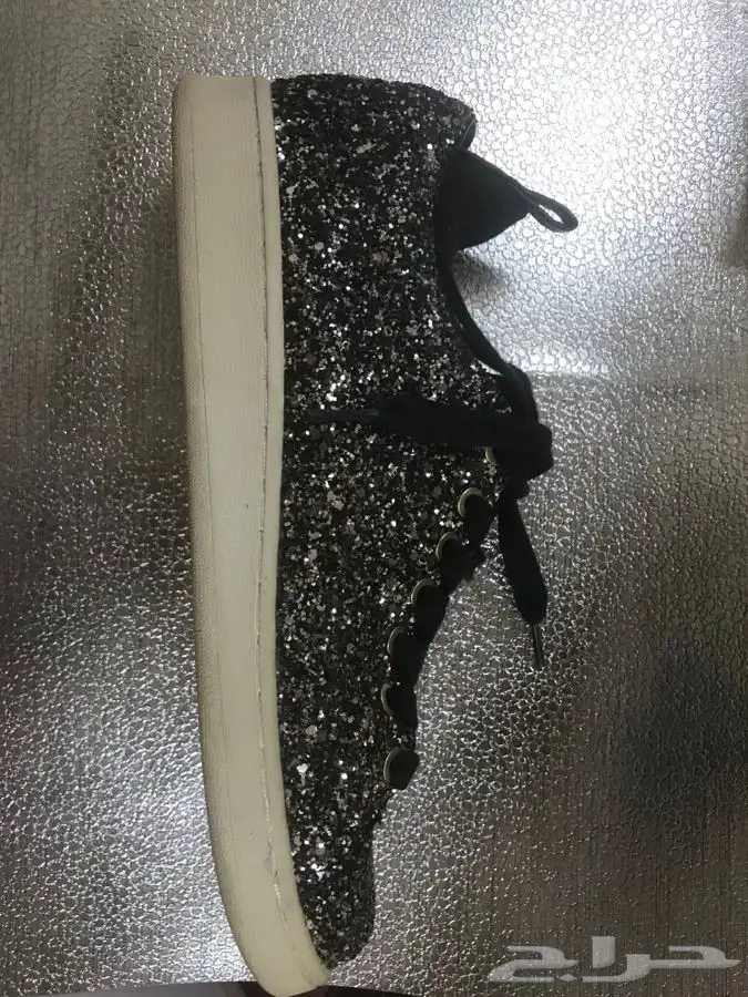 حذاء نسائي ماركه جس Guess اصلي 4