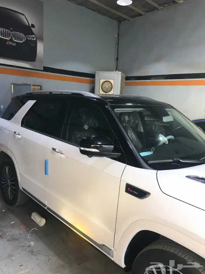 تجليد سقف واكتاف الشانجان باللون الاسود 4