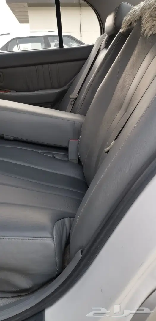 تم البيع لكزس GS300 مخزنه رقم(081) 25