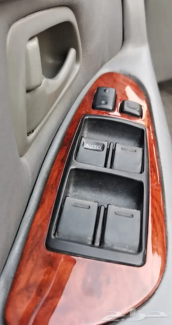 تم البيع لكزس GS300 مخزنه رقم(081) 21