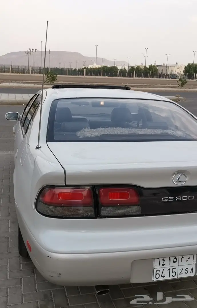 تم البيع لكزس GS300 مخزنه رقم(081) 7