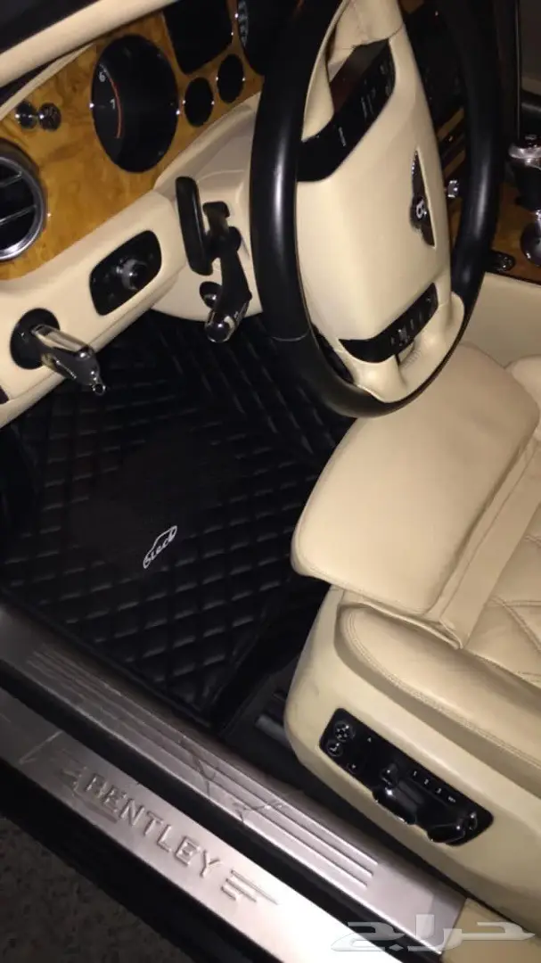 ارضيات جلد فاخره للسيارات  6