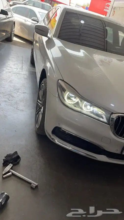 مساعد بي ام دبليو هدرليك بي ام 730i 740i 2016 2017 2018 2