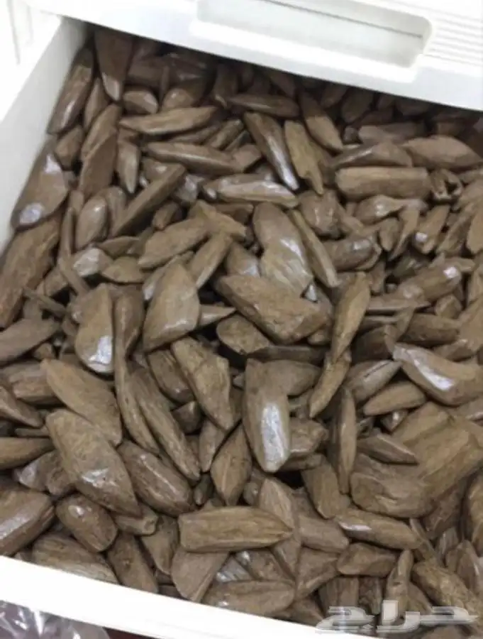 عود بخور مروكي فاخر وبياض وجه والسعر جملة 2