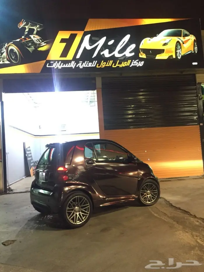 للبيع استيكر تجليد للسيارات موكا كروم 0