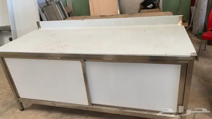 تجهيز طاولات ومطاعم وشفطت ودكدات وامال المطاعم مكاين شاورمة 1